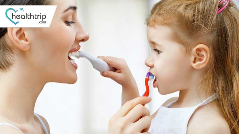 التوعية بالفلور: حماية صحة الأسنان والهيكل العظمي